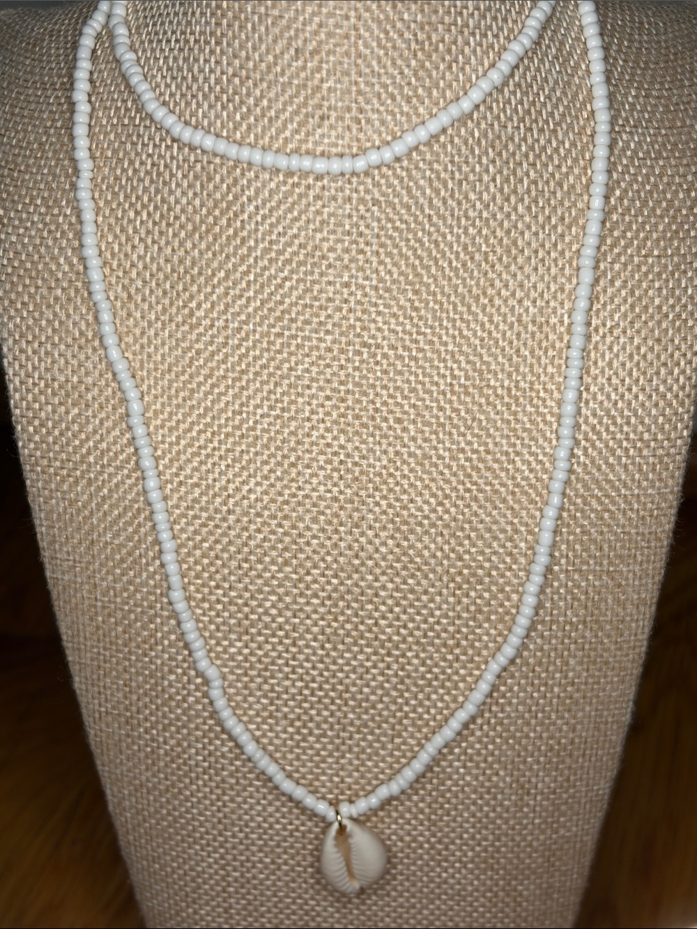 White Seed Bead Shell Pendant Necklace - Women Jewelry
